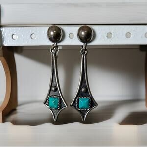 50’s Southwestern Style Faux Turquoise Dangle Clip on Earrings By Sancrest.